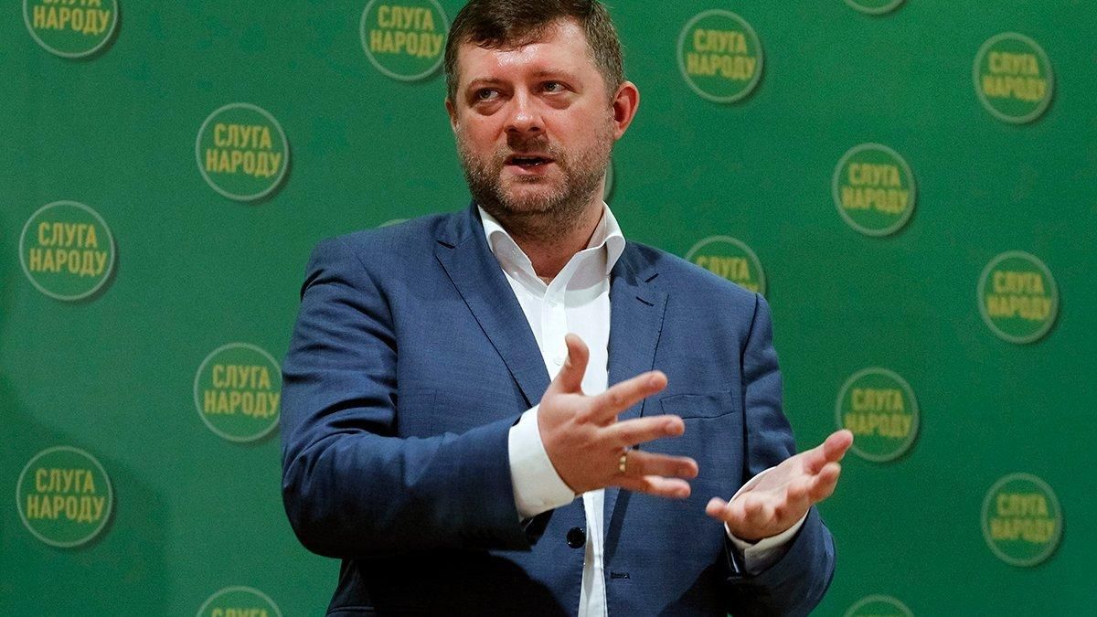 Корнієнко назвав голосування за референдум подарунком Зеленському 