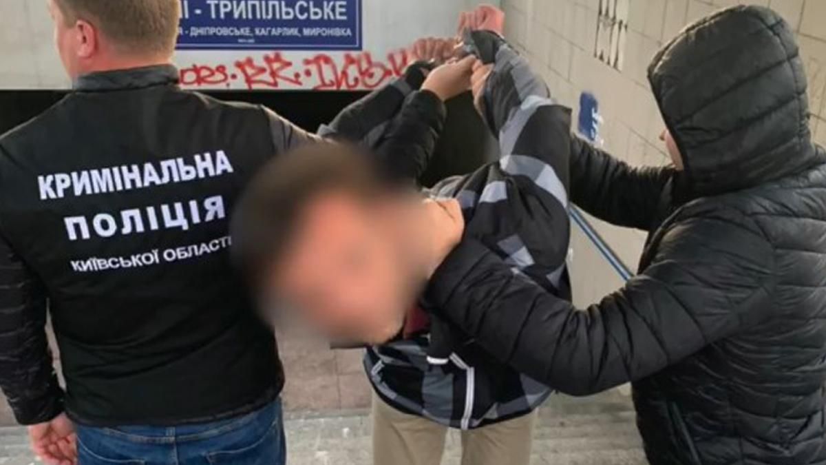 На Київщині впіймали педофіла: ґвалтував хлопчиків та знімав на відео