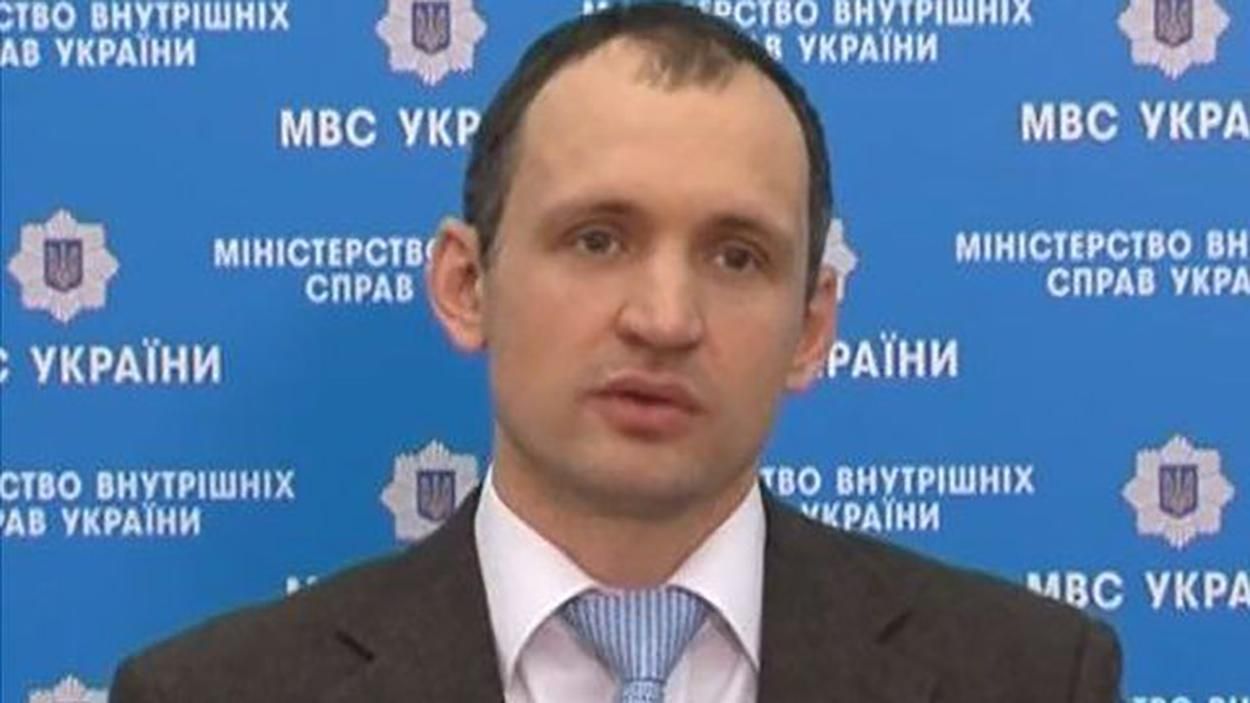 Андрій Єрмак пояснив, чому досі не звільнив Олега Татарова Андрій Єрмак пояснив, чому досі не звільнив Олега Татарова