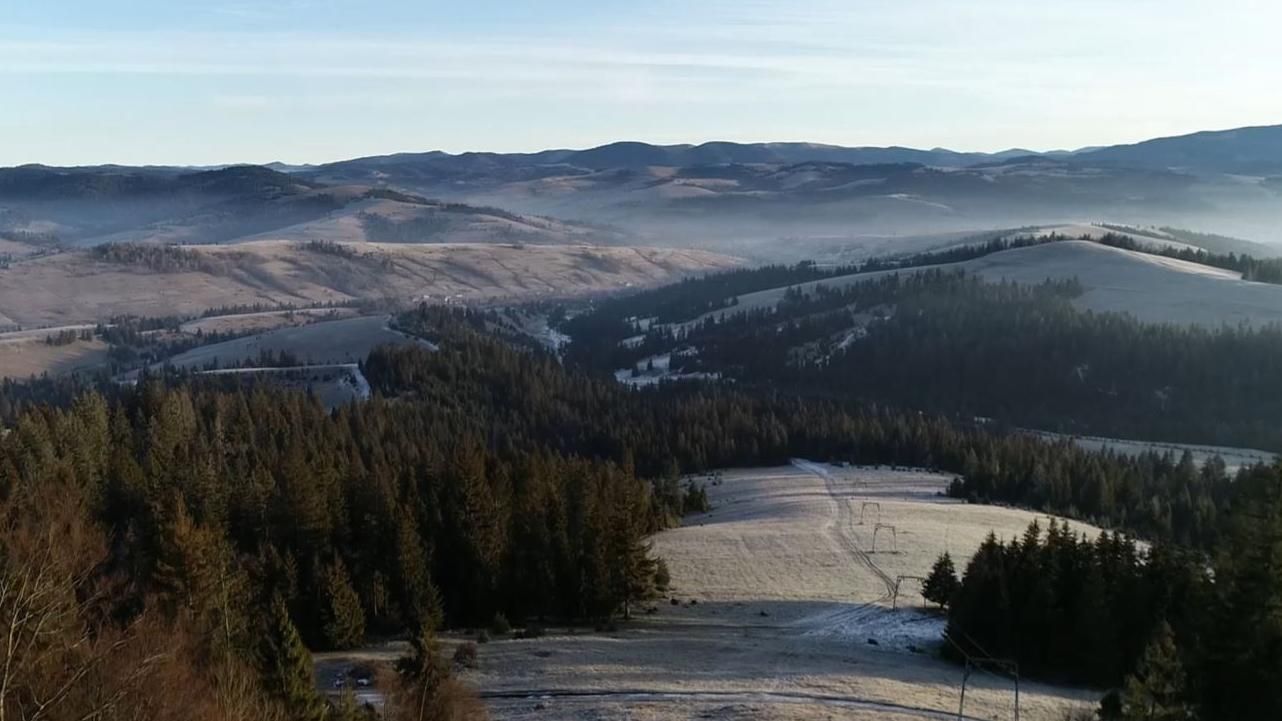 Ермак хочет построить базу к Олимпиаде в Карпатах: глава ОПУ привлекает инвестора из Австрии Ляйтнера, причастного к коррупционным схемам в Украине Ермак хочет построить базу к Олимпиаде в Карпатах: глава ОПУ привлекает инвестора из Австрии Ляйтнера, причастного к коррупционным схемам в Украине