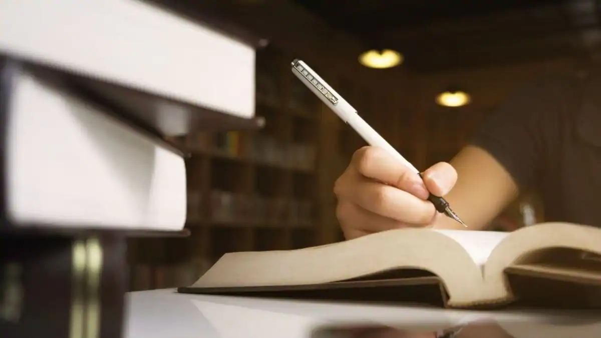 Новий правопис: що насправді трапилось та чи відмінили? Новий правопис: що насправді трапилось та чи відмінили?