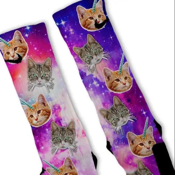 Дизайн таких шкарпеток може бути дуже кумедним / Фото Buzfeed Дизайн таких шкарпеток може бути дуже кумедним / Фото Buzfeed