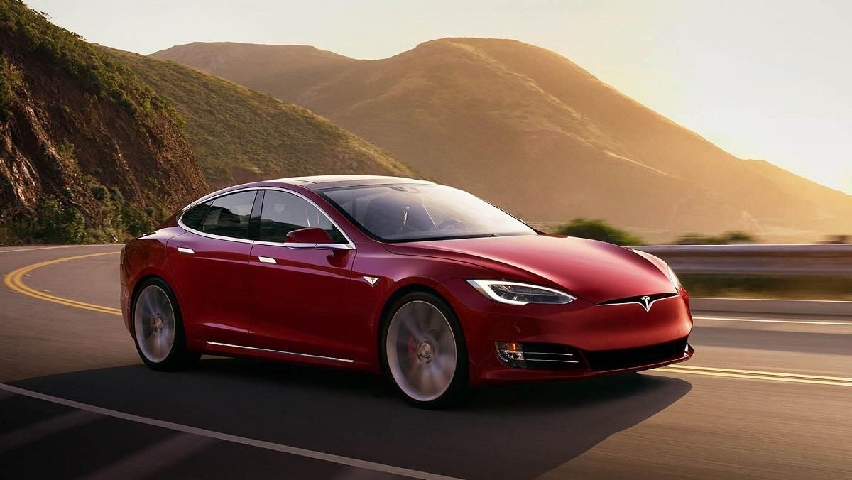 Tesla показала обновленный интерьер электрокара Model S: можно играть в The Witcher 3 Tesla показала обновленный интерьер электрокара Model S: можно играть в The Witcher 3