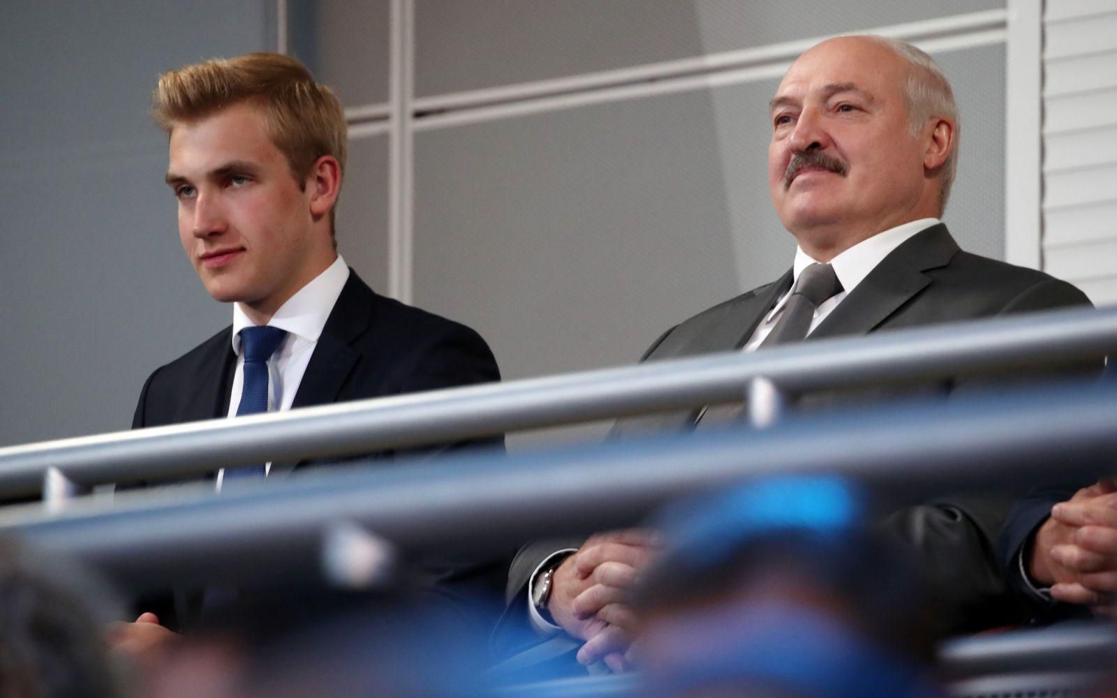 Лукашенко розповів, який ВНЗ обере його син Коля 