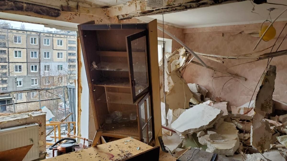 В Каменском произошел взрыв в многоэтажке: есть пострадавшие