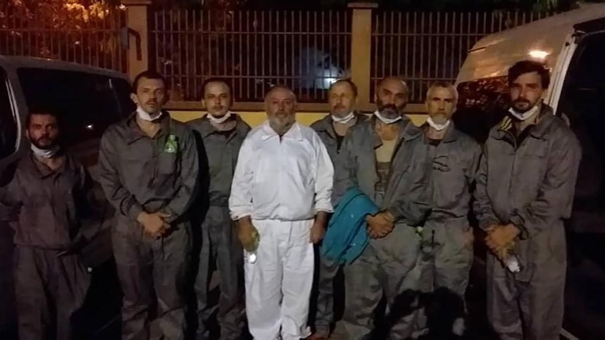 З полону в Нігерії Україні вдалося звільнити 6 українських моряків: усі – члени екіпажу судна Stevia З полону в Нігерії Україні вдалося звільнити 6 українських моряків: усі – члени екіпажу судна Stevia