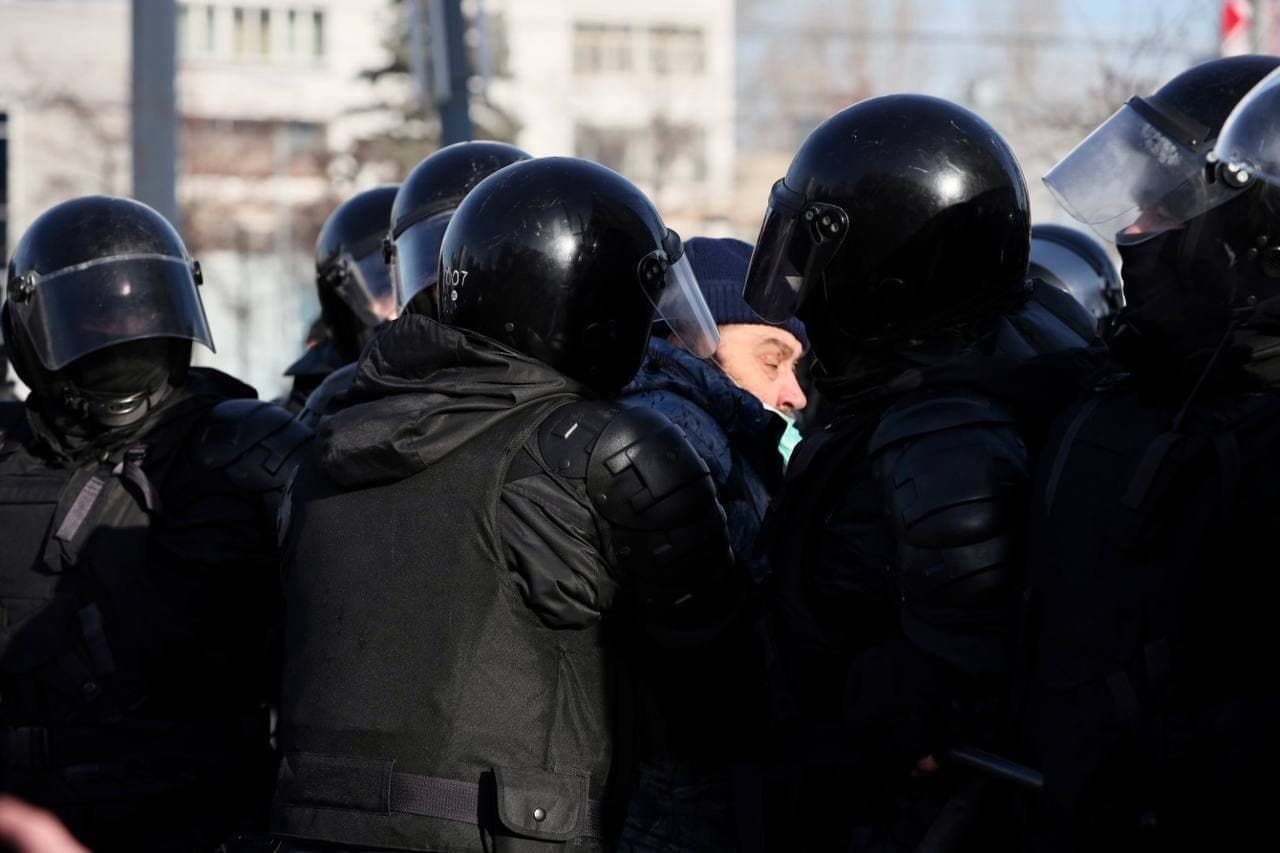 Протесты в России 31.01.2021: сколько людей вышли на улицы