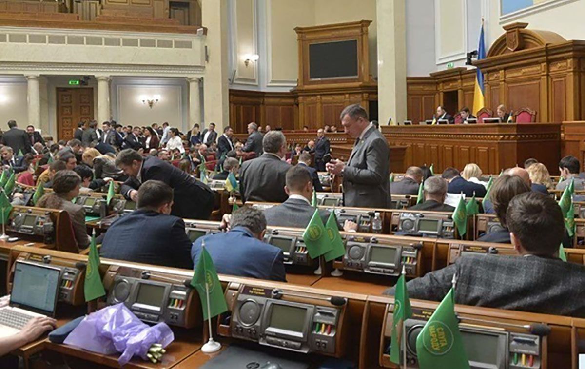 Чи виключать Олександра Дубінського з фракції Слуг народу 1 лютого Чи виключать Олександра Дубінського з фракції Слуг народу 1 лютого