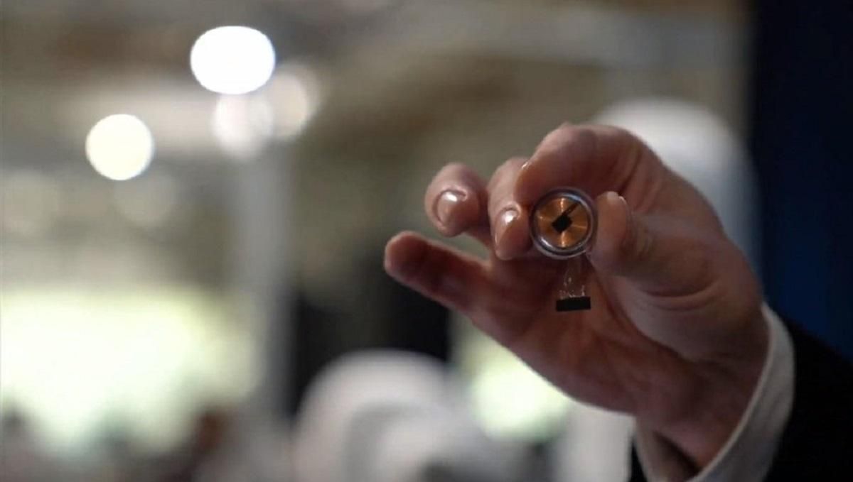 Маск обещает уже в марте показать обезьяну с чипом Nueralink, играющую на компьютере без рук Маск обещает уже в марте показать обезьяну с чипом Nueralink, играющую на компьютере без рук