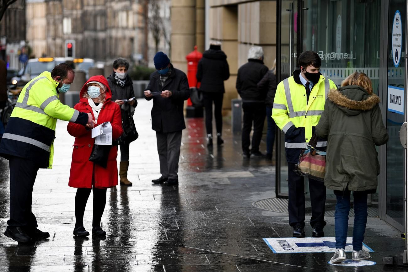 ЄС запровадив нову зону карантину: темно-червону ЄС запровадив нову зону карантину: темно-червону