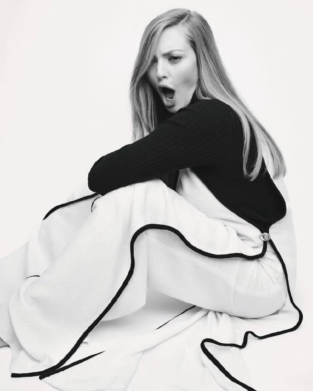 Аманда Сейфрід знялася у фотосесії Аманда Сейфрід знялася у фотосесії