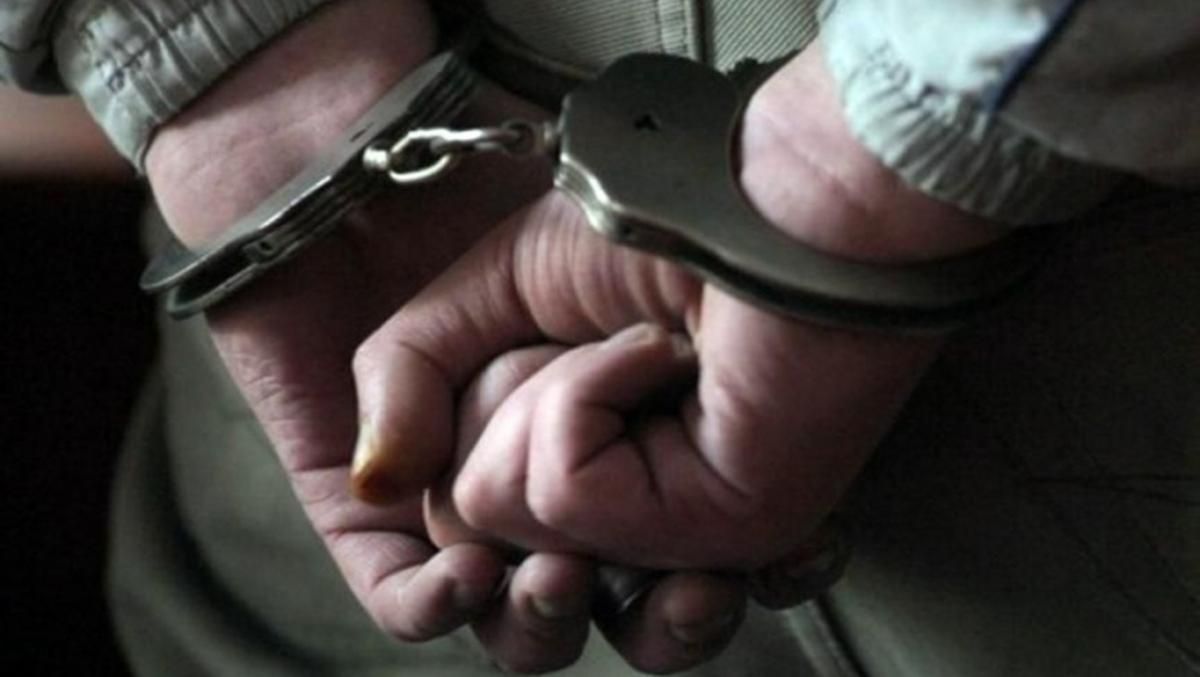 На Закарпатті чоловік за годину обніс 3 магазини На Закарпатті чоловік за годину обніс 3 магазини