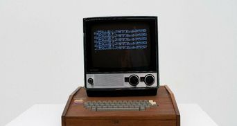 Самый первый компьютер Apple продают на аукционе: сколько он стоит – фото 