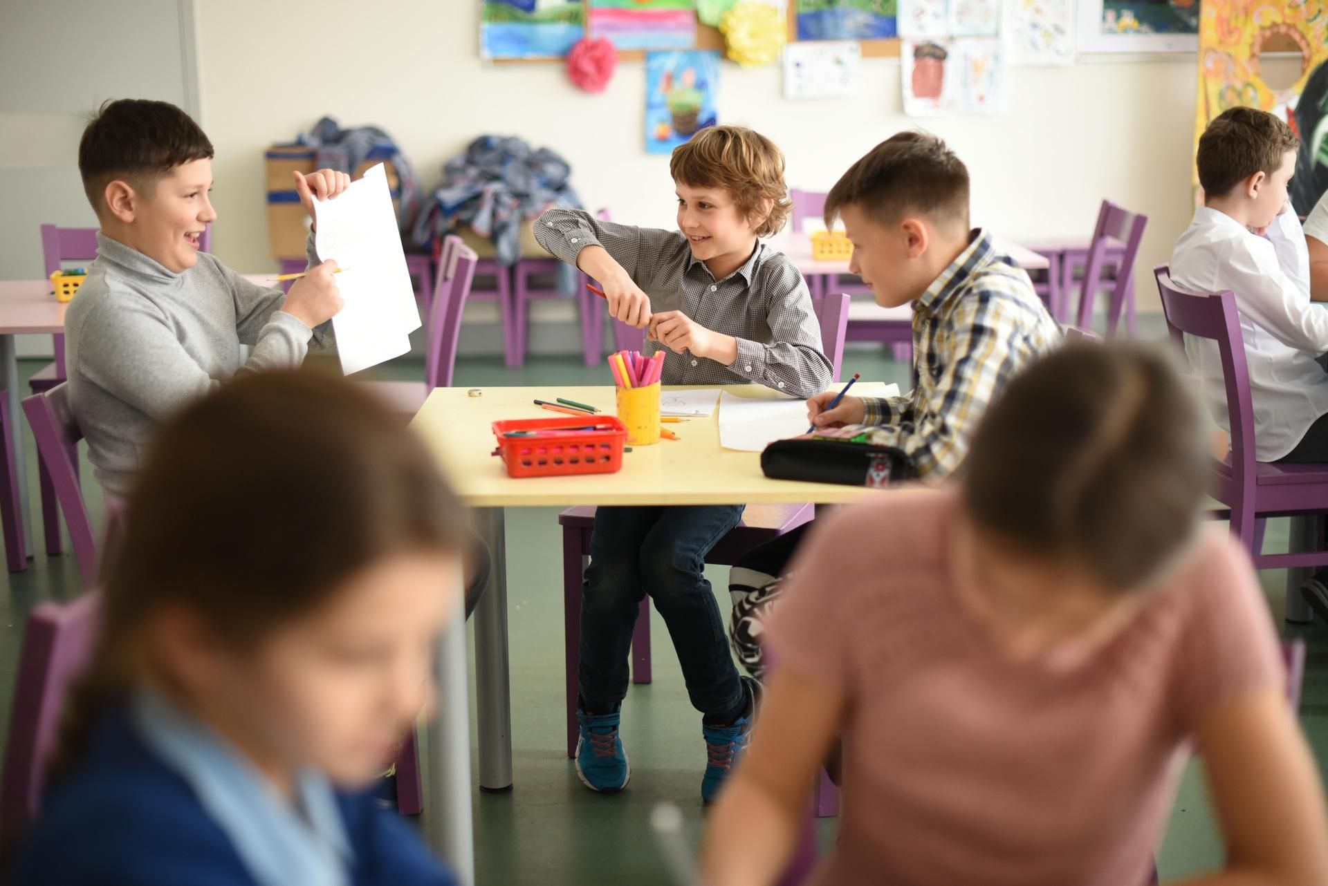 Збільшено навантаження: чи зміниться навчальна програма у школах Збільшено навантаження: чи зміниться навчальна програма у школах