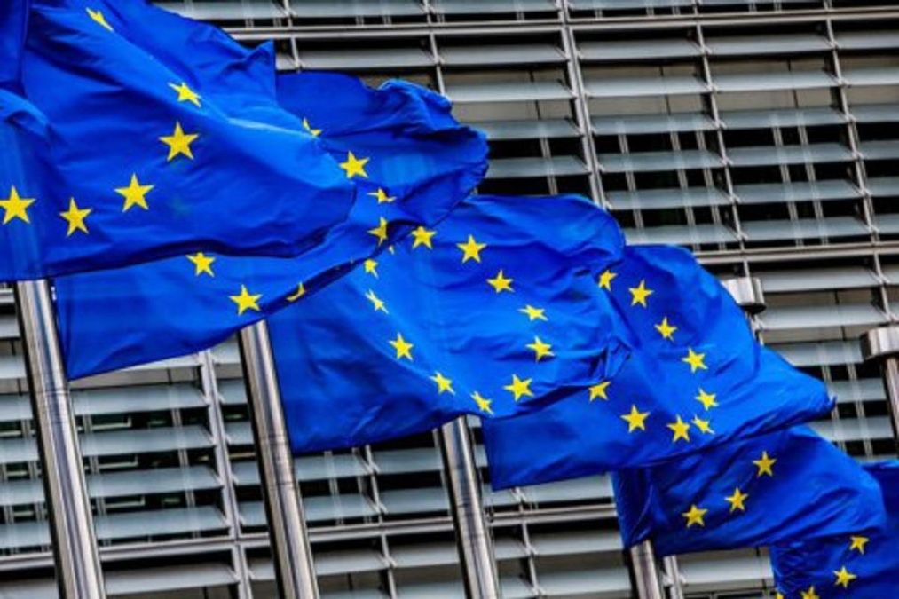 Україна має право боротися з каналами Медведчука, але є межа, – ЄС Україна має право боротися з каналами Медведчука, але є межа, – ЄС