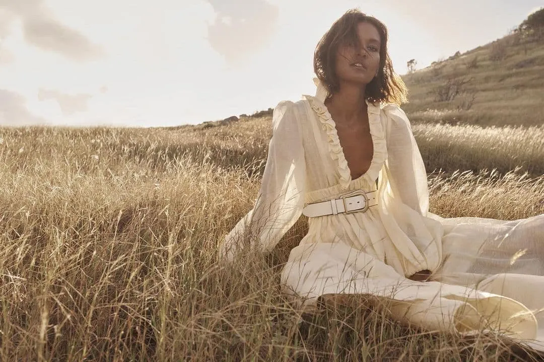 Лія Кебеде у вбранні Zimmermann Лія Кебеде у вбранні Zimmermann