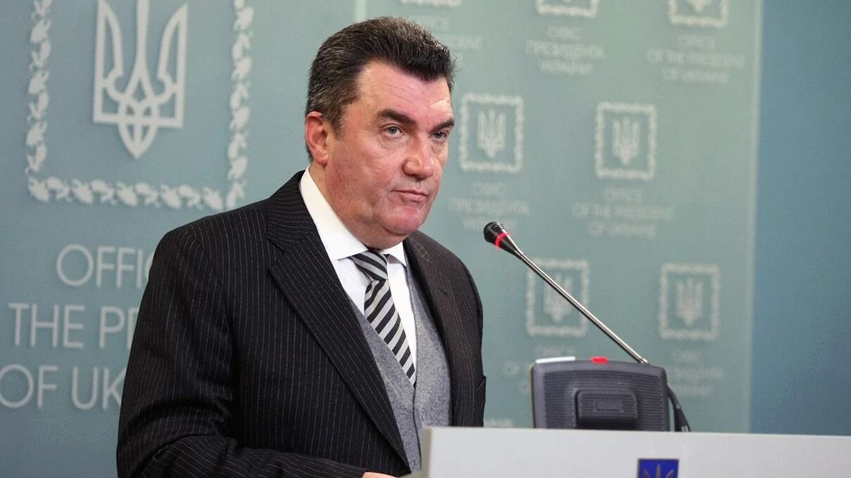 На нашу країну напали і ми будемо діяти так, як потрібно, – Данілов На нашу країну напали і ми будемо діяти так, як потрібно, – Данілов