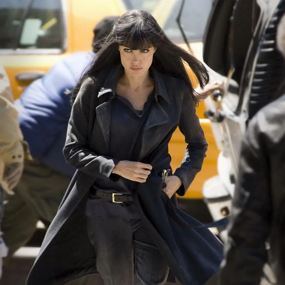 Анджеліна Джолі Анджеліна Джолі