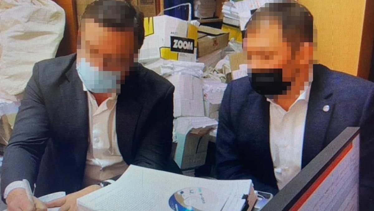 Саймону Чернявському оголосили підозру у скоєнні корупційних злочинів Саймону Чернявському оголосили підозру у скоєнні корупційних злочинів