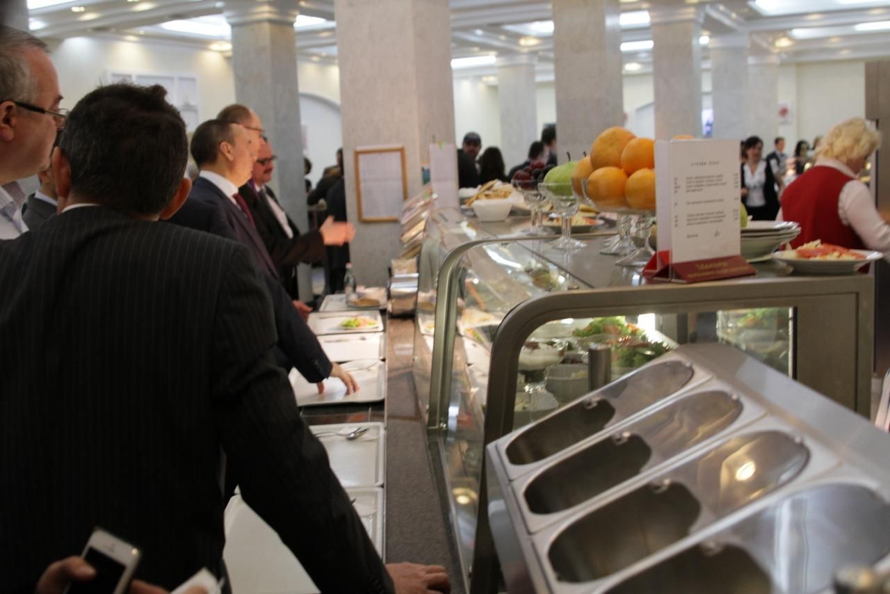 У мережі з'явилося меню з їдальні парламенту У мережі з'явилося меню з їдальні парламенту