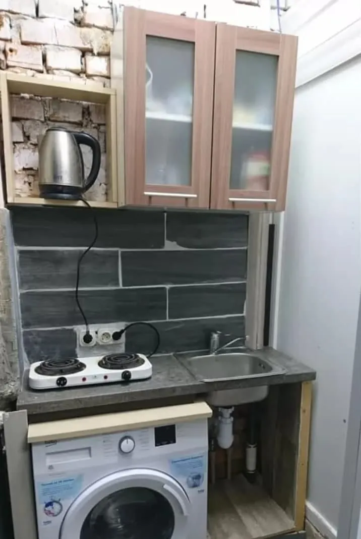 Мини-кухня в квартире площадью 6 метров