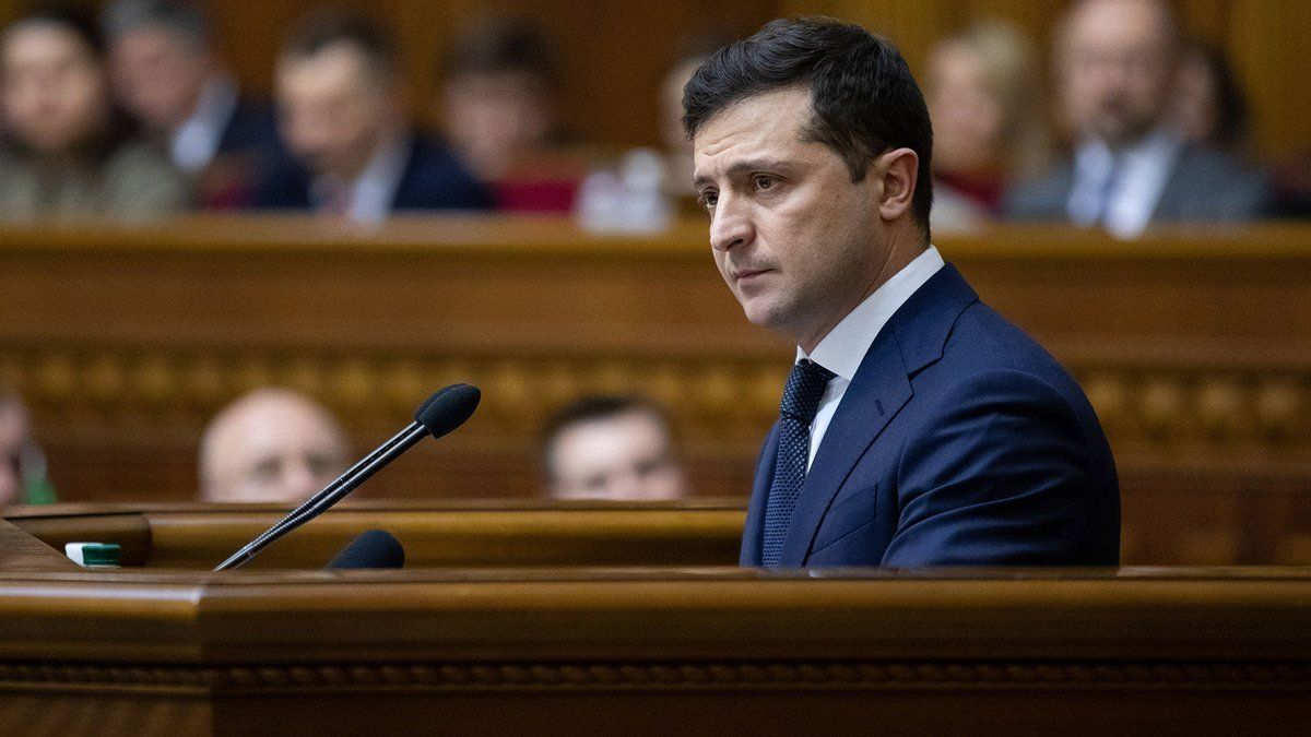 Володимир Зеленський записав звернення до українців російською: відео Володимир Зеленський записав звернення до українців російською: відео