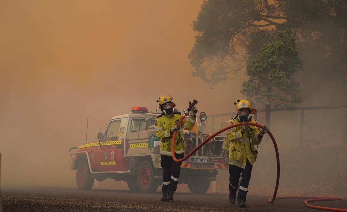 Лесные пожары в Австралии бушуют у крупнейшего города
