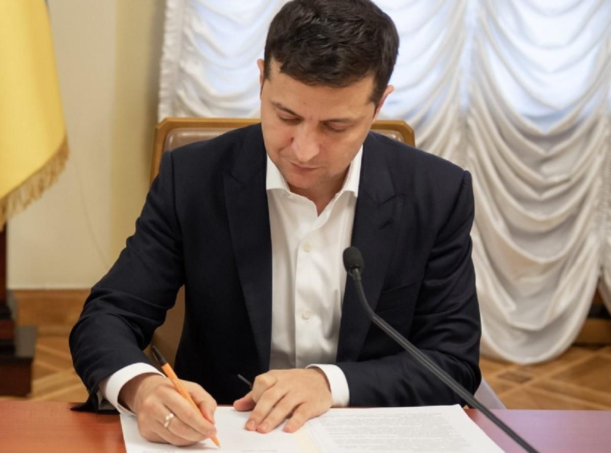 Зеленський затвердив план допуску іноземних військових в Україну Зеленський затвердив план допуску іноземних військових в Україну