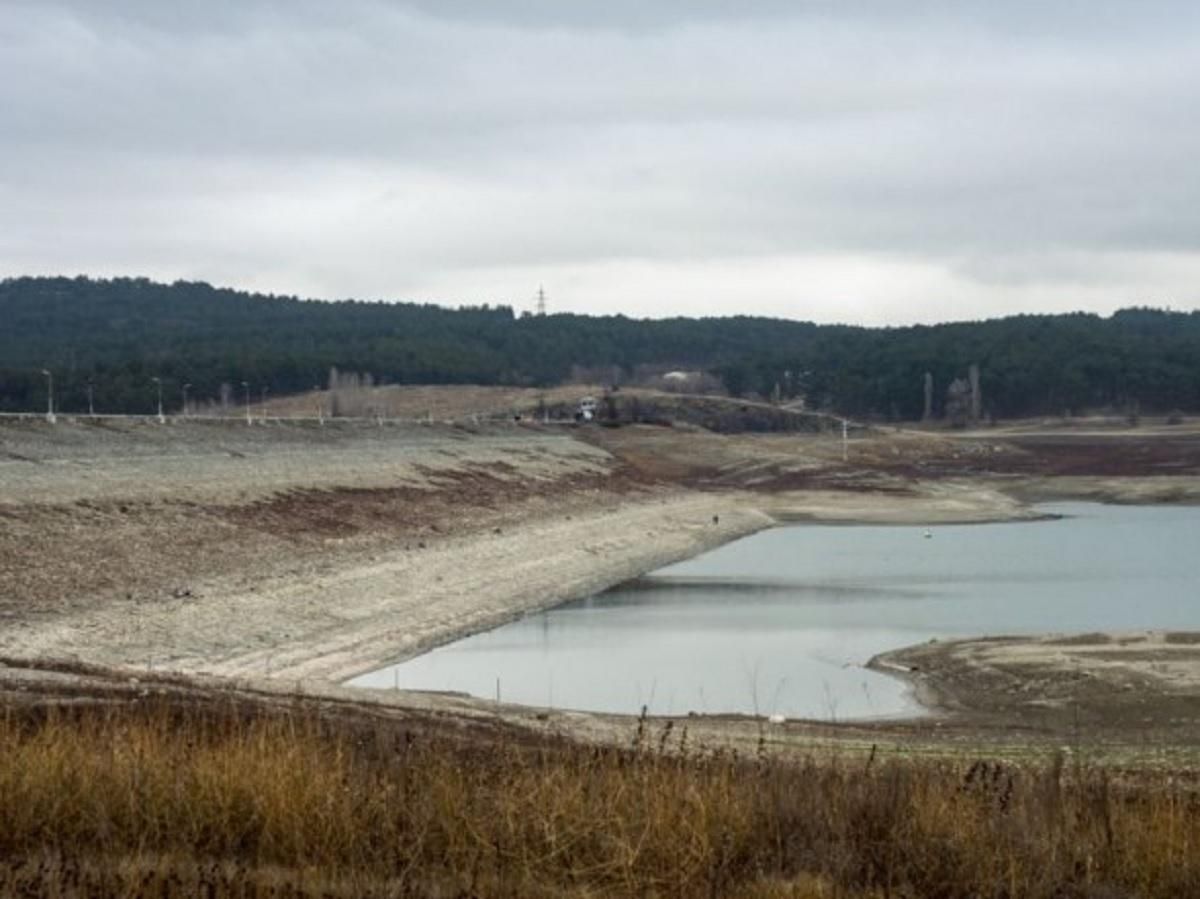 Еще 3 водохранилища в Крыму на границе высыхания