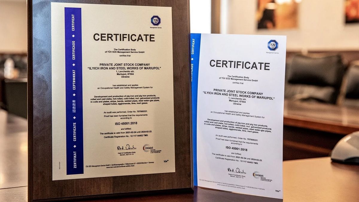 За підсумками аудиту меткомбінат Групи Метінвест отримав сертифікат із безпеки і охорони праці За підсумками аудиту меткомбінат Групи Метінвест отримав сертифікат із безпеки і охорони праці