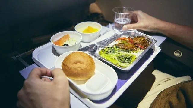 Люди. які багато їдять Люди. які багато їдять