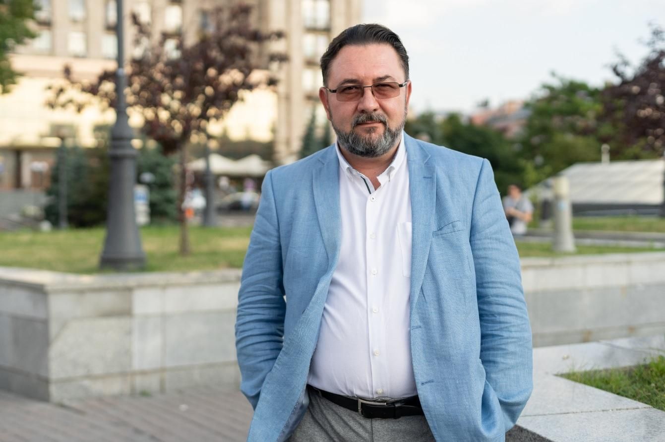 Потураєв захистив телеканали Ахметова: Не проросійські Потураєв захистив телеканали Ахметова: Не проросійські