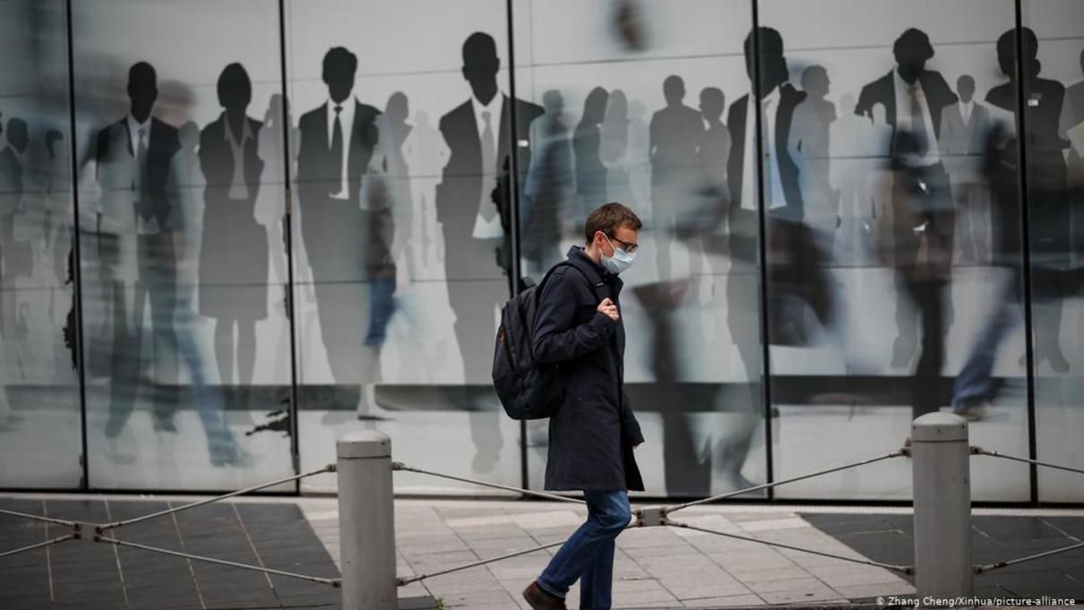 У Бельгії можуть пом'якшити карантинні обмеження: причини У Бельгії можуть пом'якшити карантинні обмеження: причини