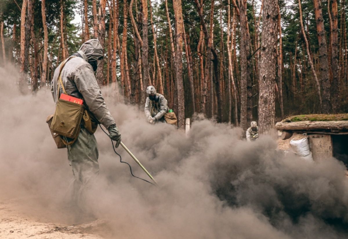 У Харкові гвардійці навчалися розвідки під час техногенних катастроф У Харкові гвардійці навчалися розвідки під час техногенних катастроф