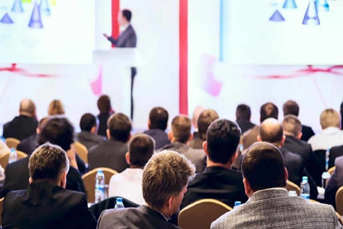 Кабмин разрешил образовательные мероприятия на карантине: детали Кабмин разрешил образовательные мероприятия на карантине: детали