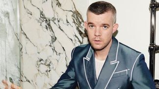 Актор Рассел Тові зізнався, що батько хотів вилікувати його від гомосексуальності