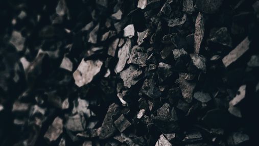 Запаси вугілля на ТЕС падають: вже майже вдвічі менші за мінімальну норму