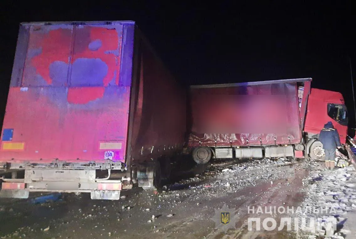 Внаслідок зіткнення на Полтавщині загинули водії
