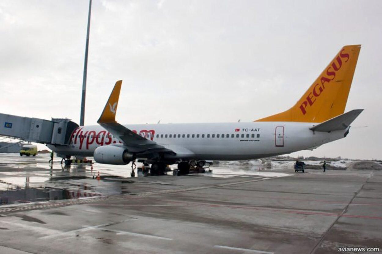 Лоукостер Pegasus Airlines открыл продажу билетов на рейсы со Львова в Турцию: детали 