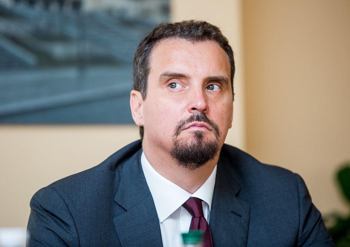 Абромавичуса отозвали из наблюдательного совета Сбербанка: детали Абромавичуса отозвали из наблюдательного совета Сбербанка: детали