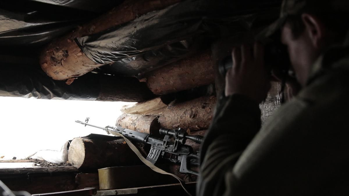 На Донбассе боевики 7 раз обстреляли позиции ВСУ и ранили бойца