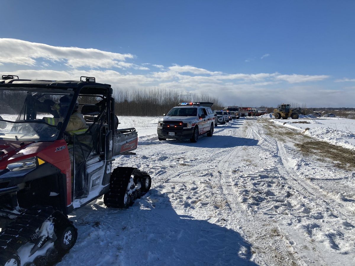 У столицы Канады упал самолет 10.02.2021: есть жертва - фото У столицы Канады упал самолет 10.02.2021: есть жертва - фото