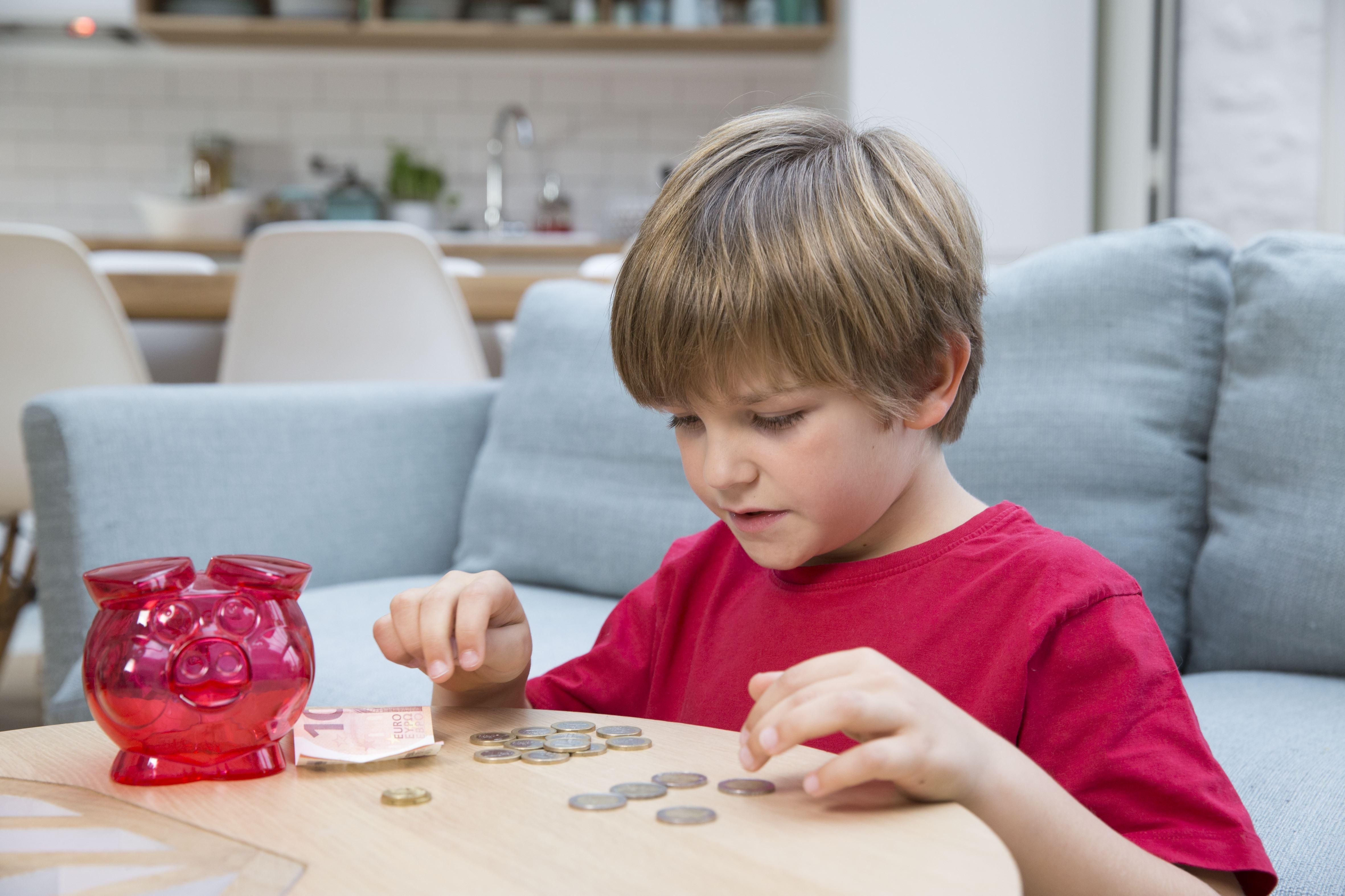 Навчити дитину фінансової грамотності Навчити дитину фінансової грамотності