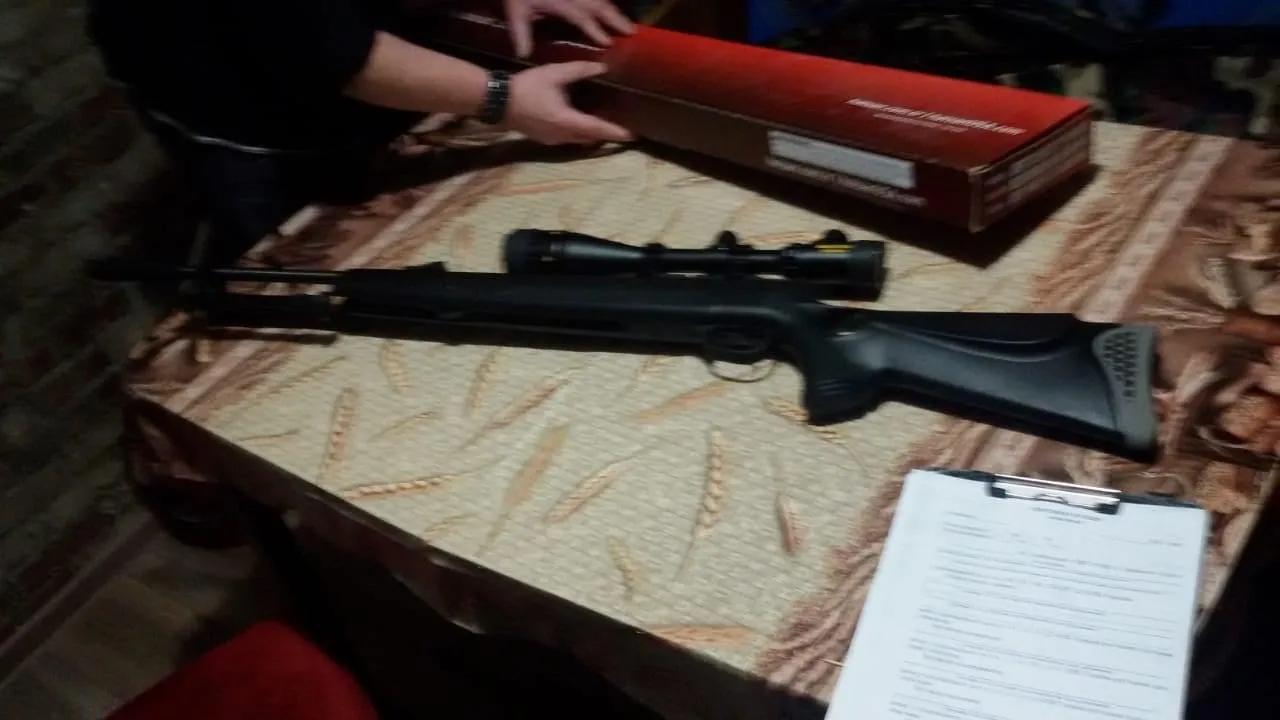 У Самборі чоловік розстріляв собаку з пневматичної гвинтівки: фото