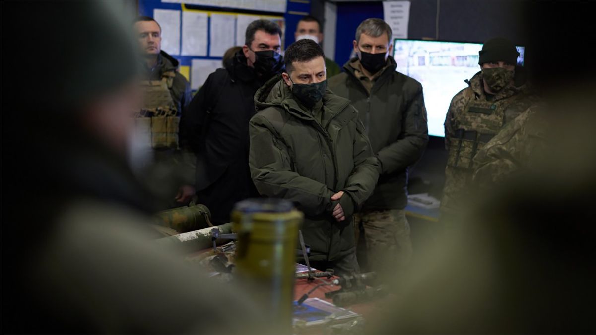 Зеленский признал, что Украине трудно соблюдать перемирие: но она все же выполняет нормандские договоренности Зеленский признал, что Украине трудно соблюдать перемирие: но она все же выполняет нормандские договоренности