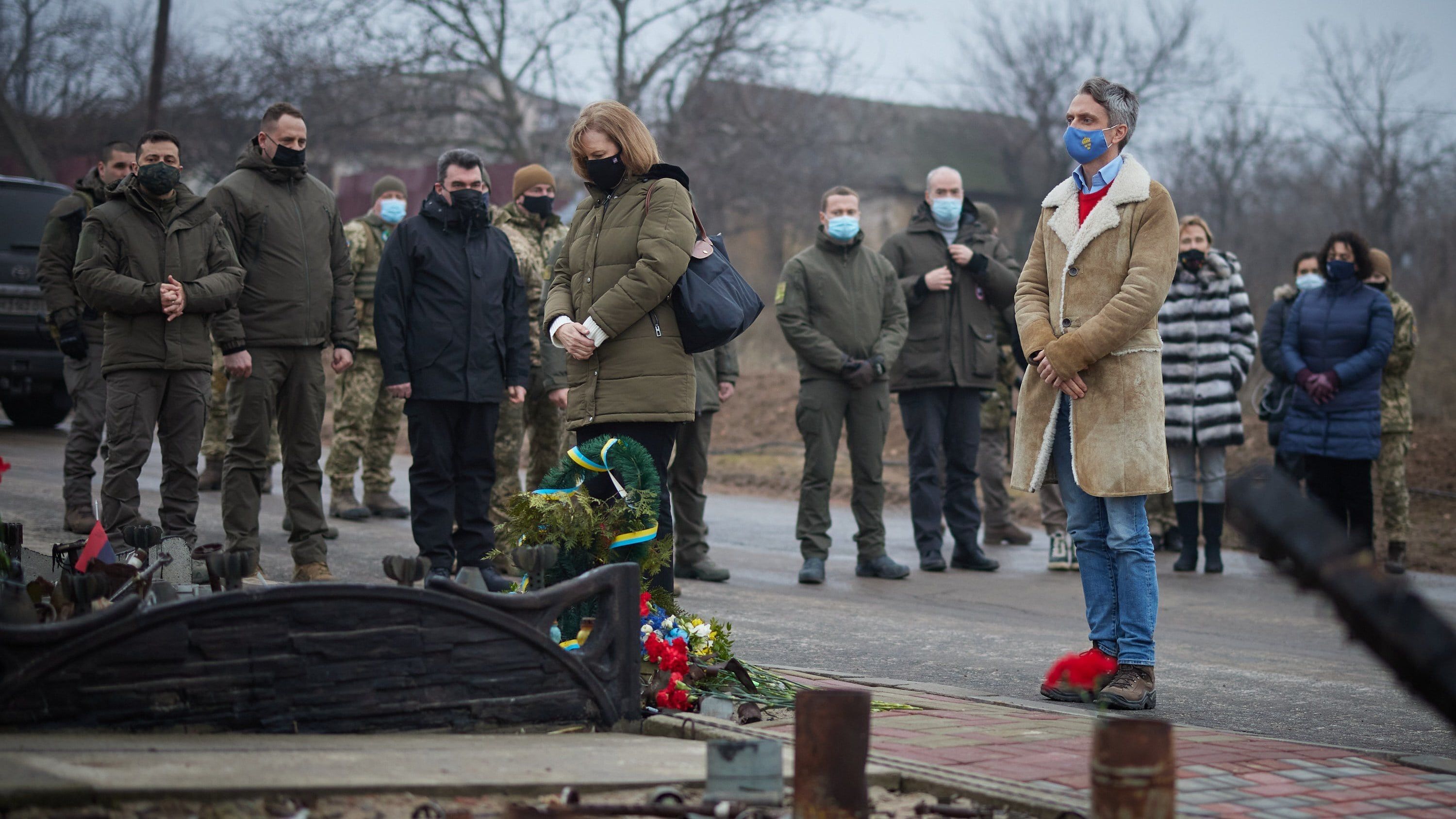 Зеленський подякував послам G7, які побували на передовій Зеленський подякував послам G7, які побували на передовій