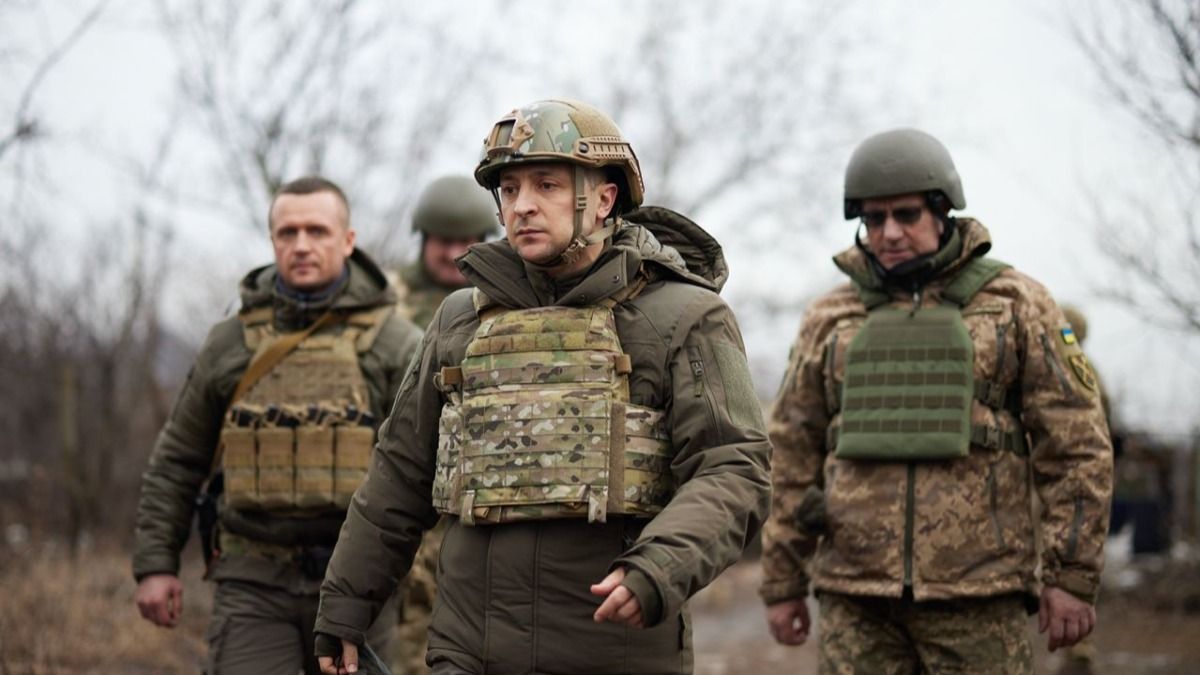 Їздити на нуль: Зеленський опублікував відео про поїздку на Донбас Їздити на нуль: Зеленський опублікував відео про поїздку на Донбас