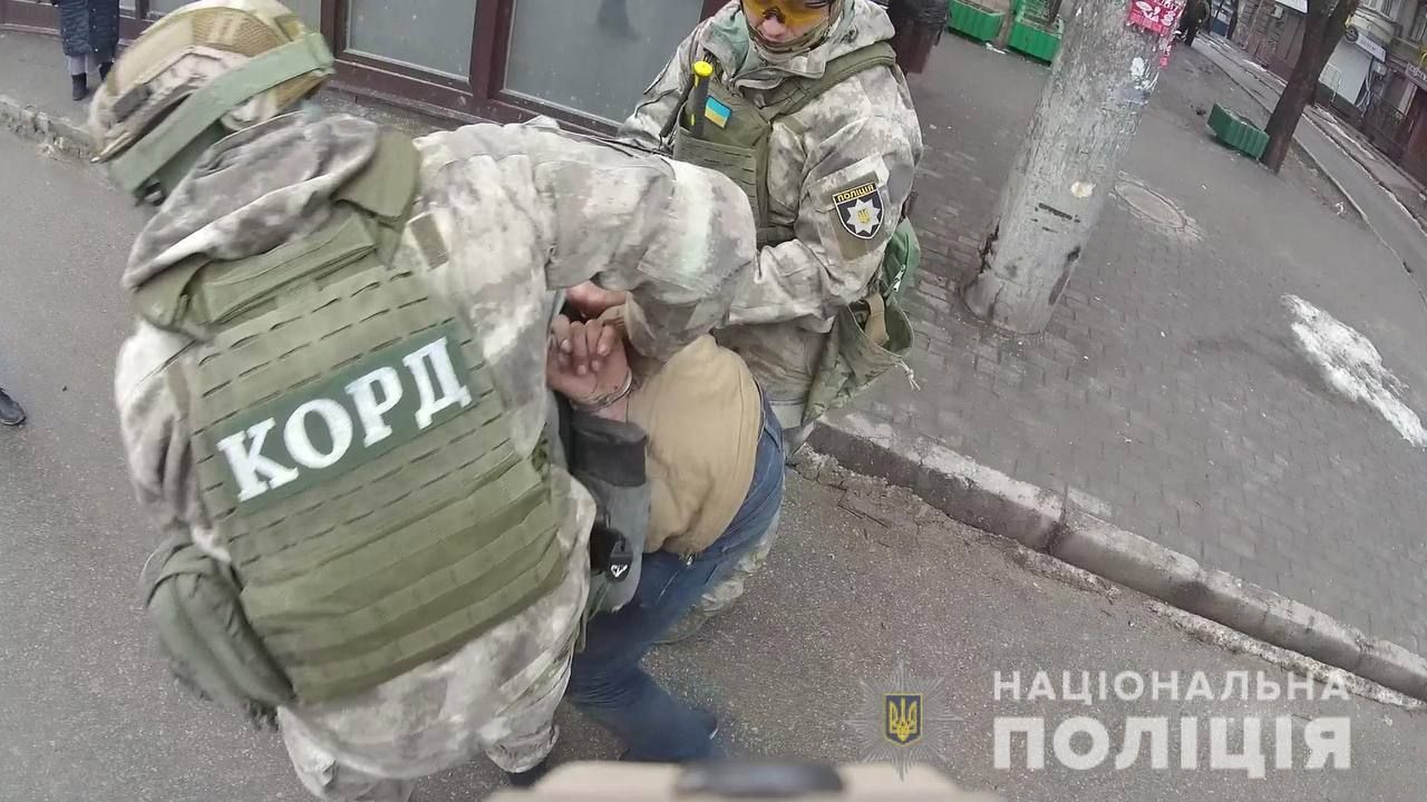 В Виннице задержали подозреваемого в нападении на бизнесмена