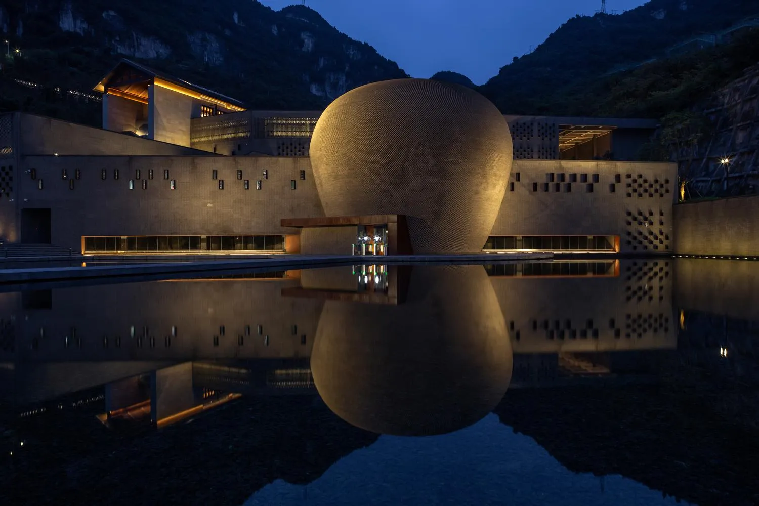 Приваблива точка складу  / Фото Archdaily Приваблива точка складу  / Фото Archdaily