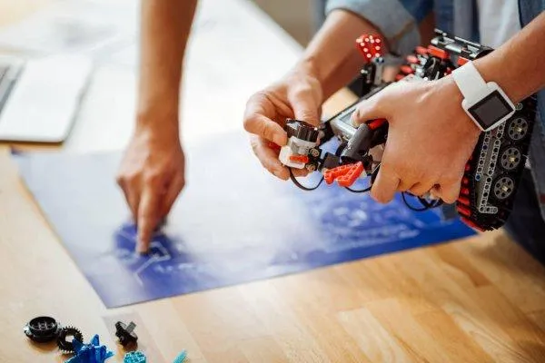 Електронні моделі Електронні моделі